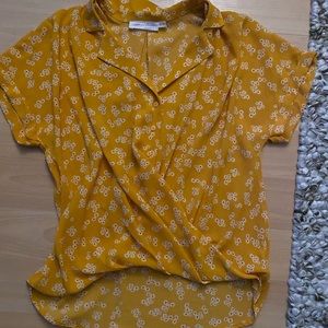 Half button up short sleeve top